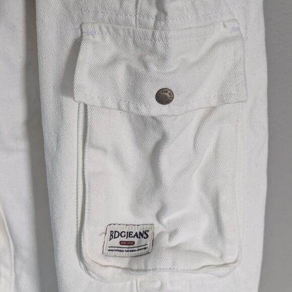 BDG White Denim Wide Leg Cargo Jeans Elastic Waist size 26 - Picture 4 of 7